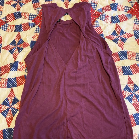 Tank - Picture 2 of 2